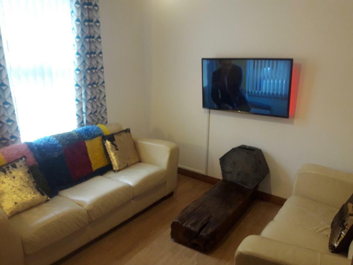 Bridge House Derry City Townhouse Central Free Parking别墅 外观 照片