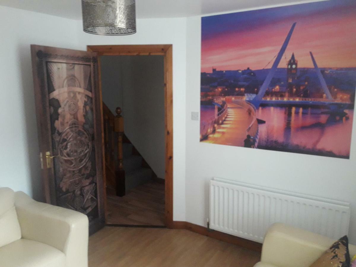 Bridge House Derry City Townhouse Central Free Parking别墅 外观 照片